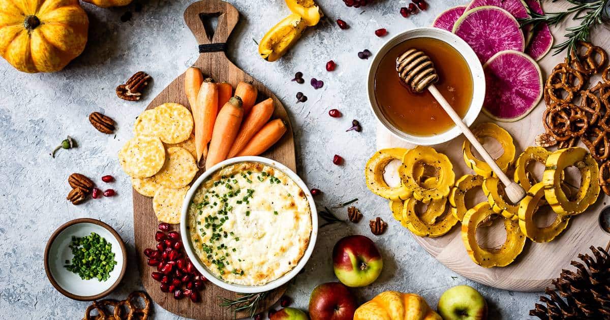 Luxurious Baked Goat Cheese Dip: Creamy, Tangy, & Versatile